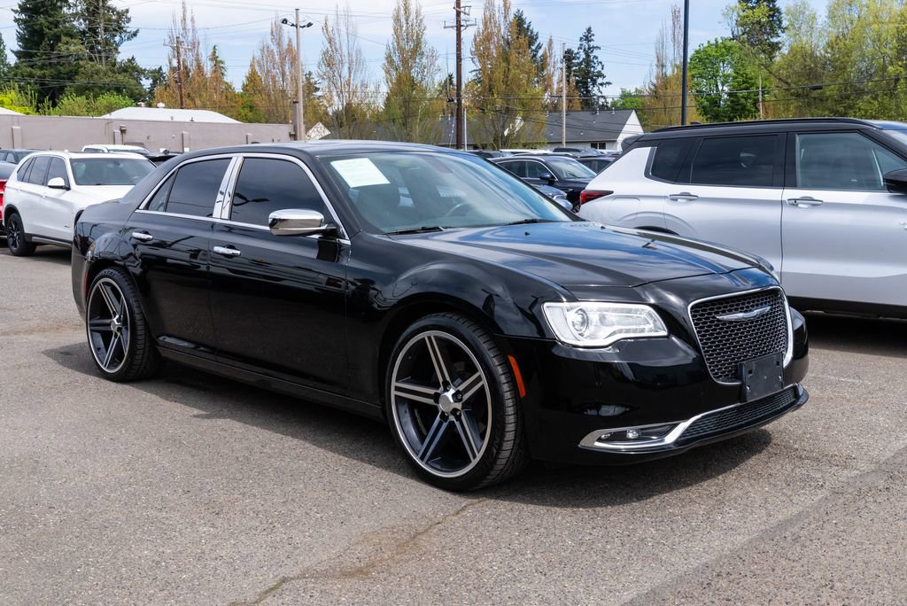 Used 2016 Chrysler 300 C RWD image 1