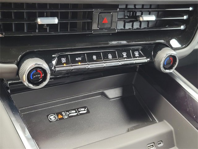 New 2025 Chevrolet Tahoe Premier w/ Sun And Tow Package image 19