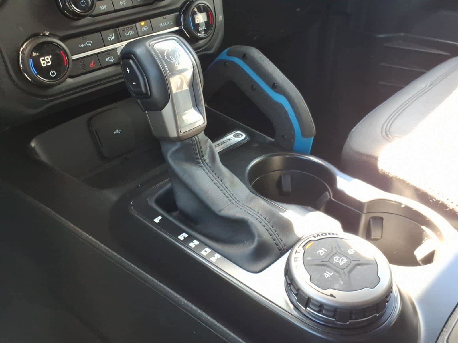 Used 2024 Ford Bronco Black Diamond image 12