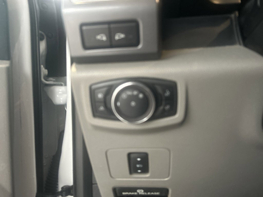 Used 2019 Ford F250 XLT w/ XLT Value Package image 19