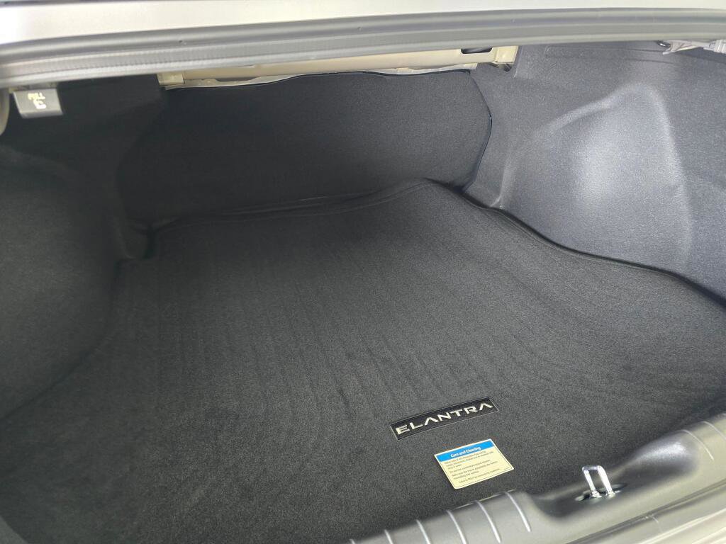 New 2026 Hyundai Elantra Sport w/ Cargo Package FWD image 15