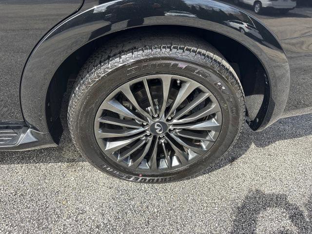 Certified 2024 INFINITI QX80 Sensory image 30