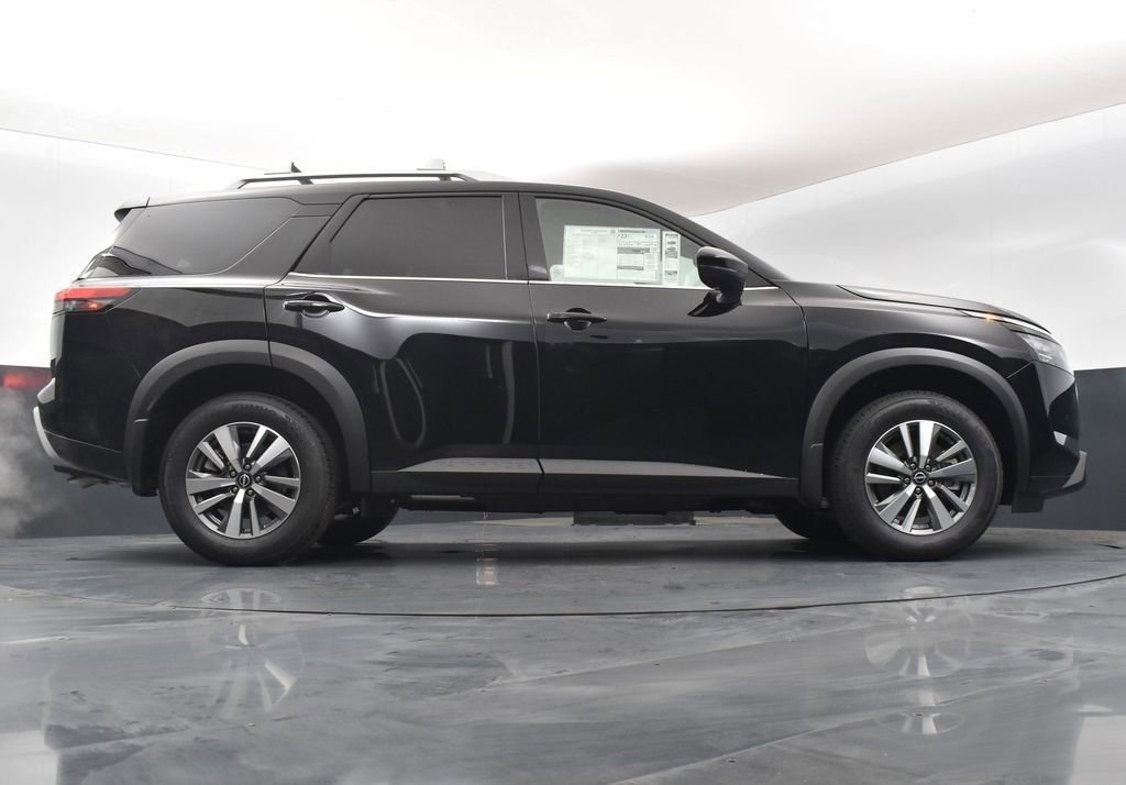 New 2025 Nissan Pathfinder SL image 45
