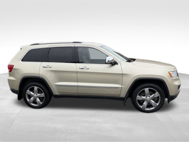 Used 2011 Jeep Grand Cherokee Overland AWD/4WD image 29