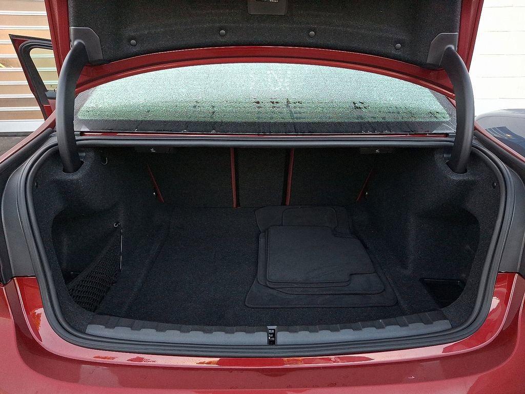 Used 2025 BMW M340i xDrive w/ Premium Package image 27