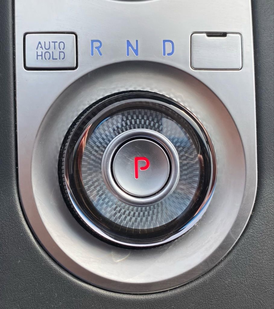 Used 2024 Genesis GV70 2.5T w/ Select Package image 14