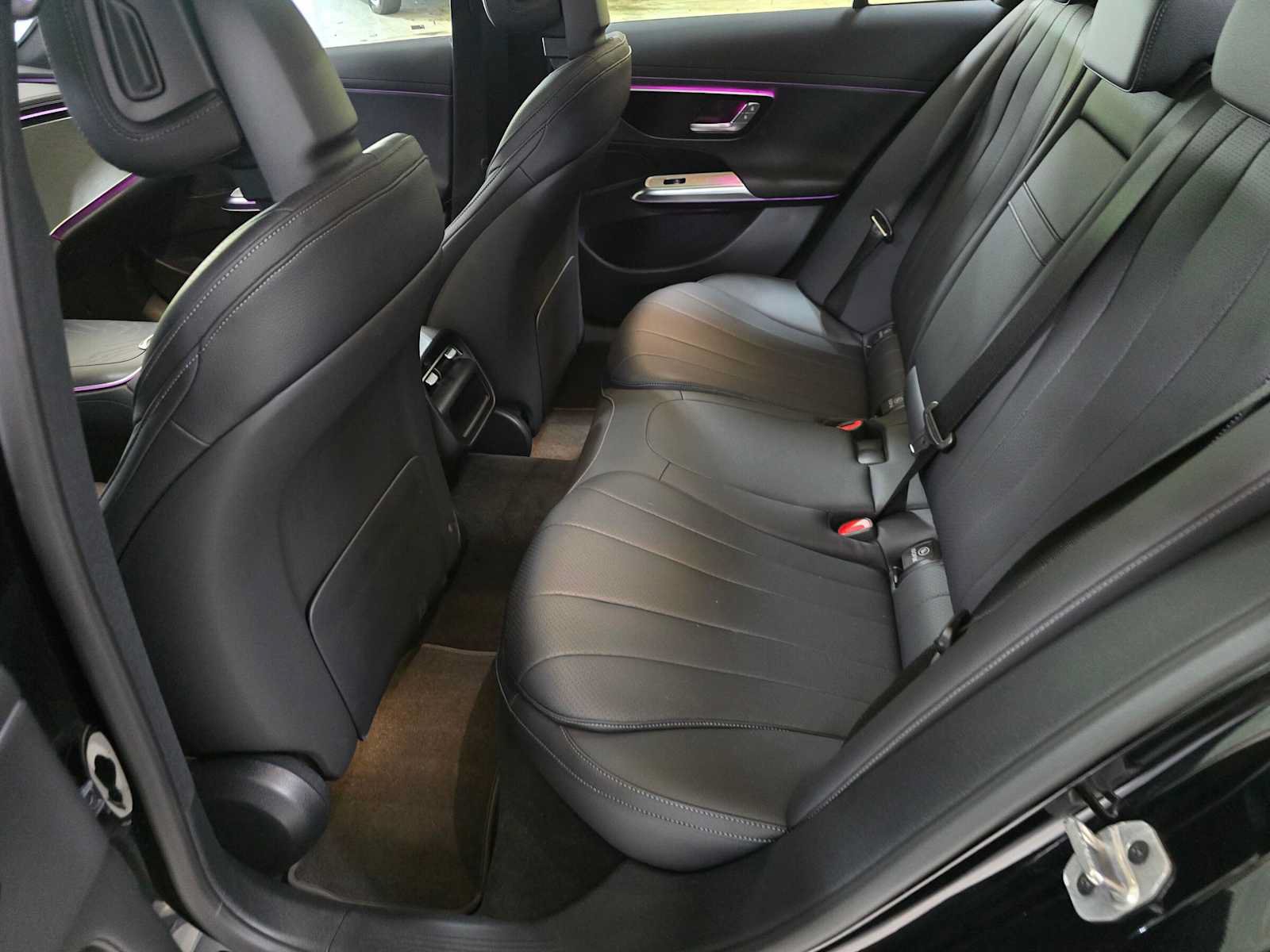 Used 2026 Mercedes-Benz E 350 4MATIC Sedan image 20