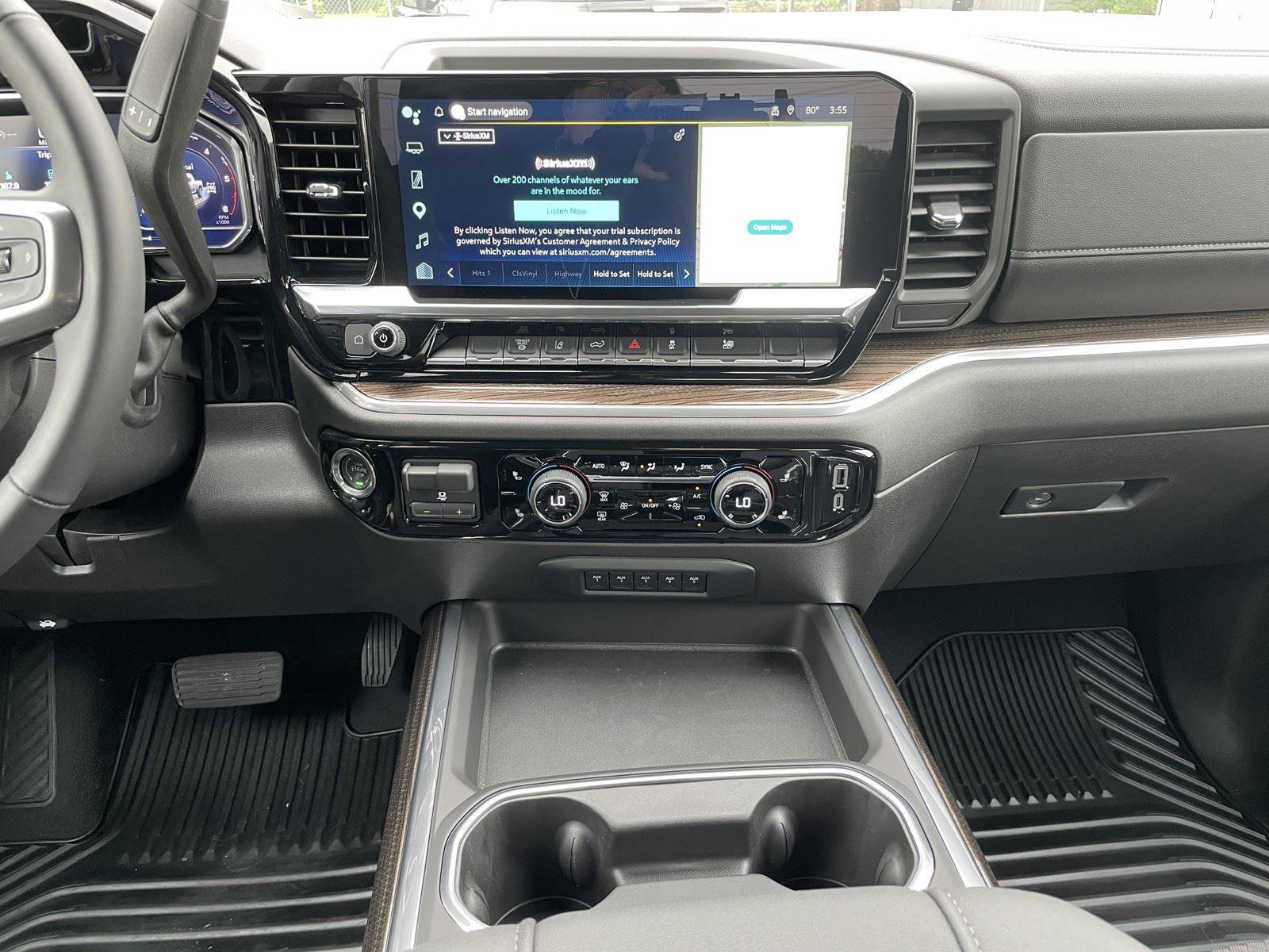 Used 2025 Chevrolet Silverado 2500 LT w/ Convenience Package AWD/4WD image 19