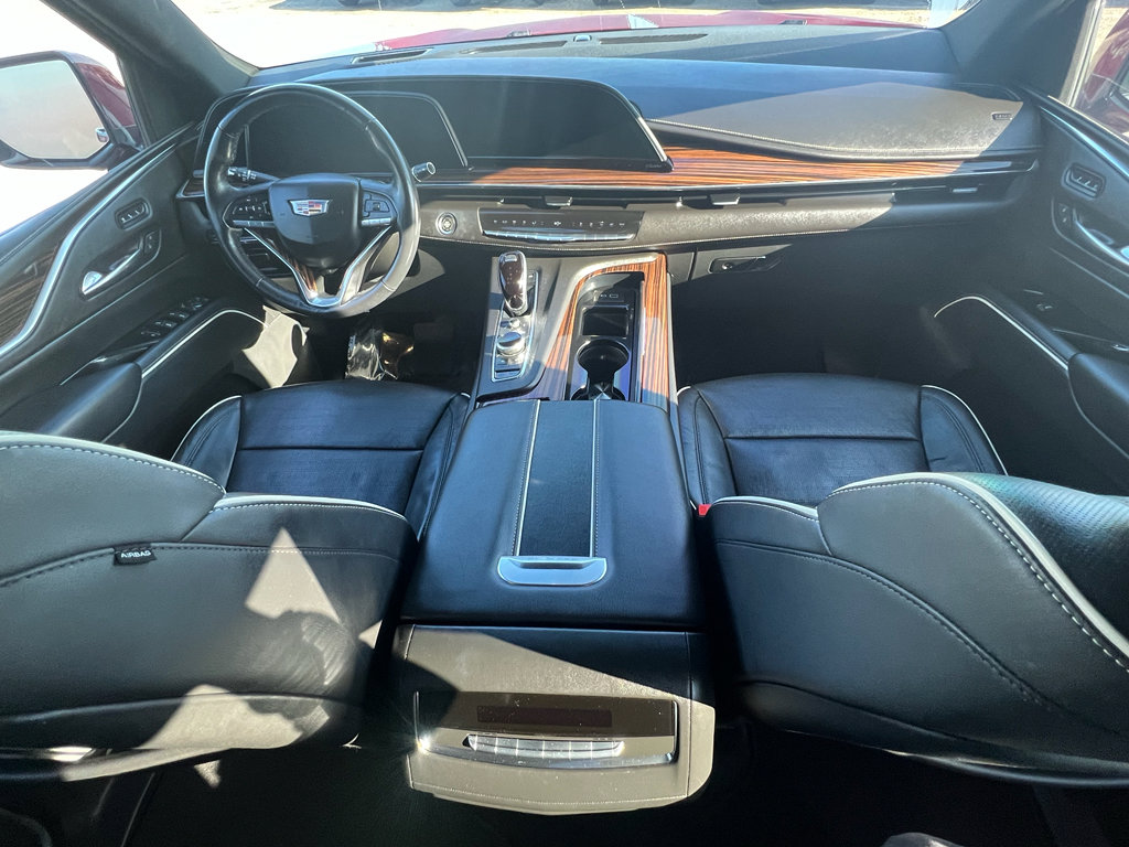 Used 2022 Cadillac Escalade Premium Luxury w/ LPO, Radiant Package RWD image 15