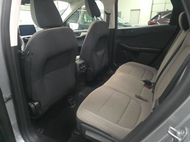 Used 2022 Ford Escape SE image 12