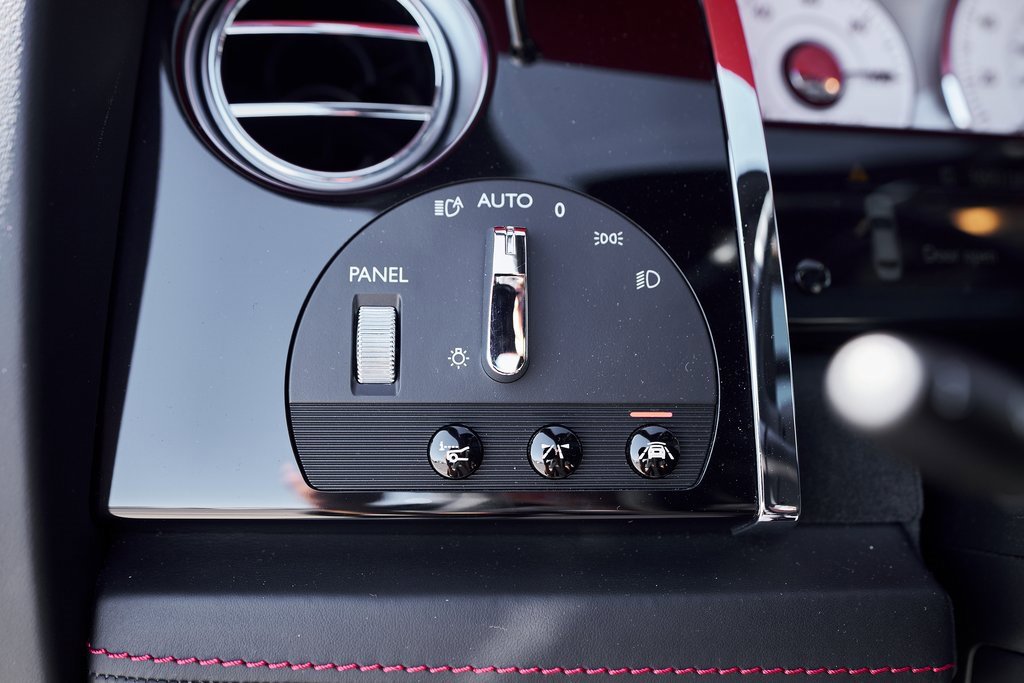 Used 2019 Rolls-Royce Ghost image 55