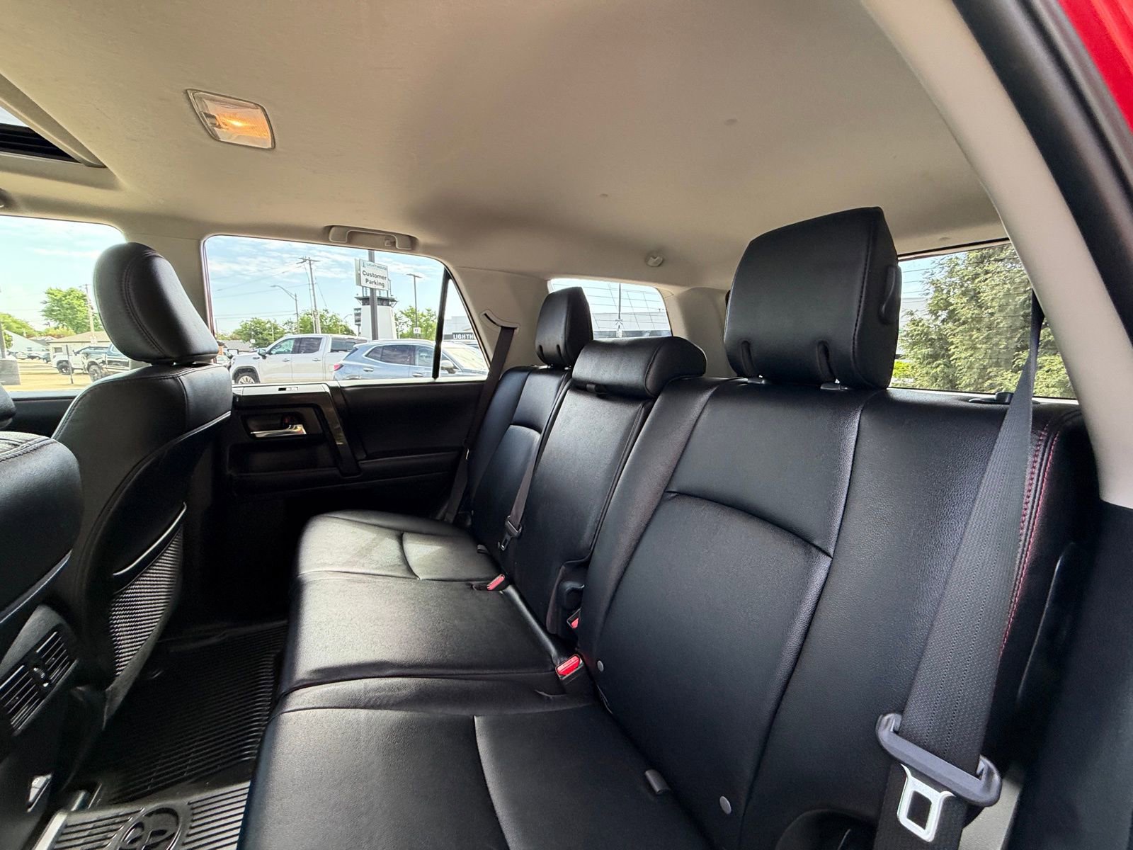 Used 2023 Toyota 4Runner TRD Off-Road Premium w/ Moonroof Package AWD/4WD image 24