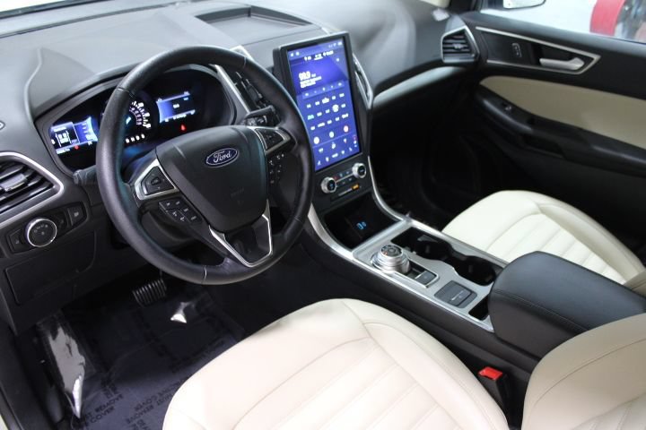 Used 2024 Ford Edge SEL w/ Cargo Accessory Package AWD/4WD image 44