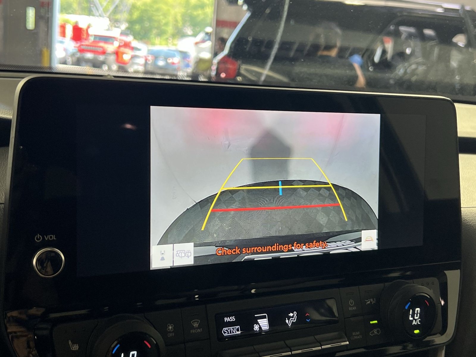 Used 2025 Toyota Grand Highlander AWD image 16