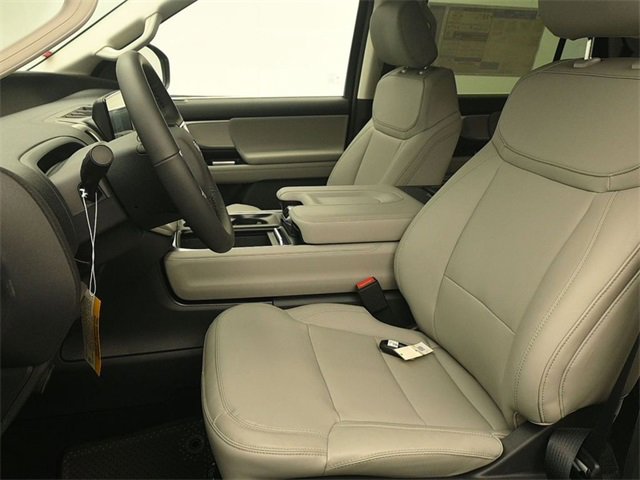 New 2026 Ford Expedition Max Active image 13