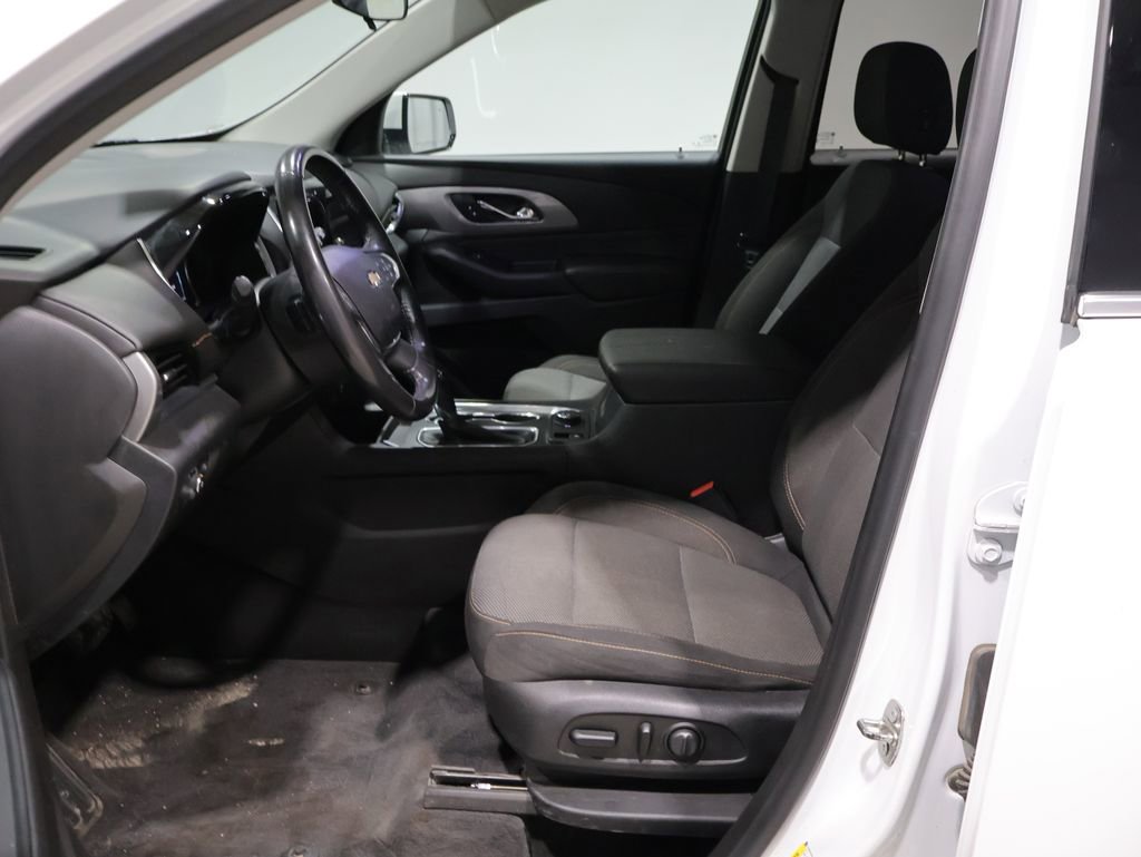 Used 2019 Chevrolet Traverse LT w/ LPO, Floor Liner Package image 11