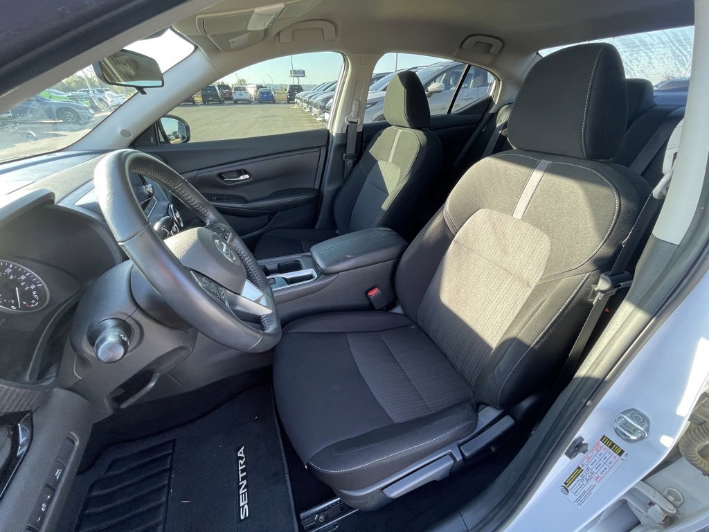 Used 2022 Nissan Sentra SV w/ Trunk Package image 20