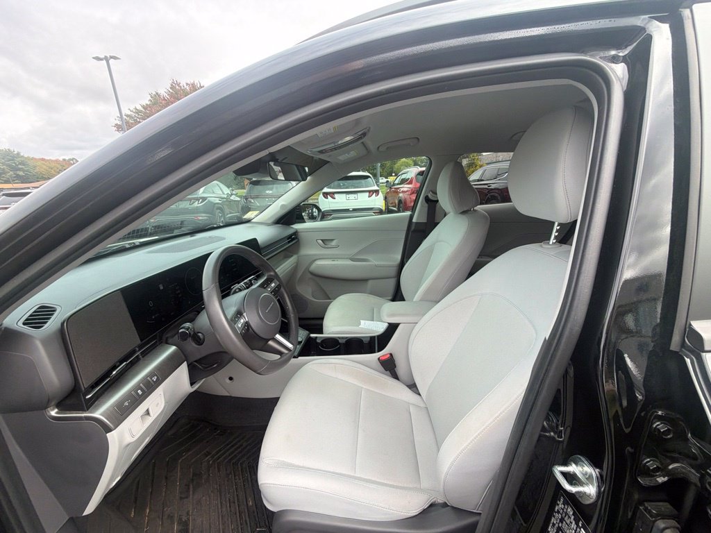 Certified 2024 Hyundai Kona SEL w/ Convenience Package AWD/4WD image 16
