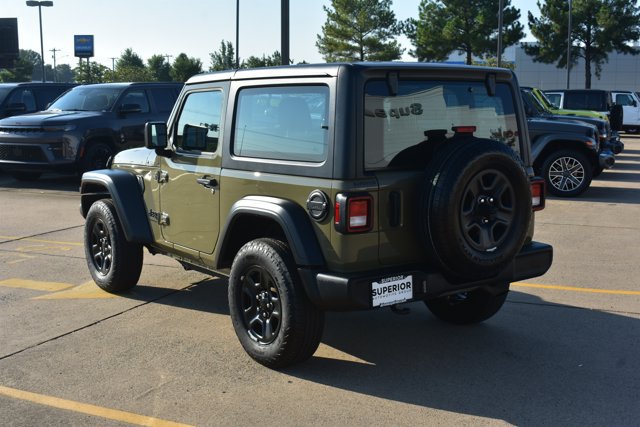 Used 2025 Jeep Wrangler Sport AWD/4WD image 7