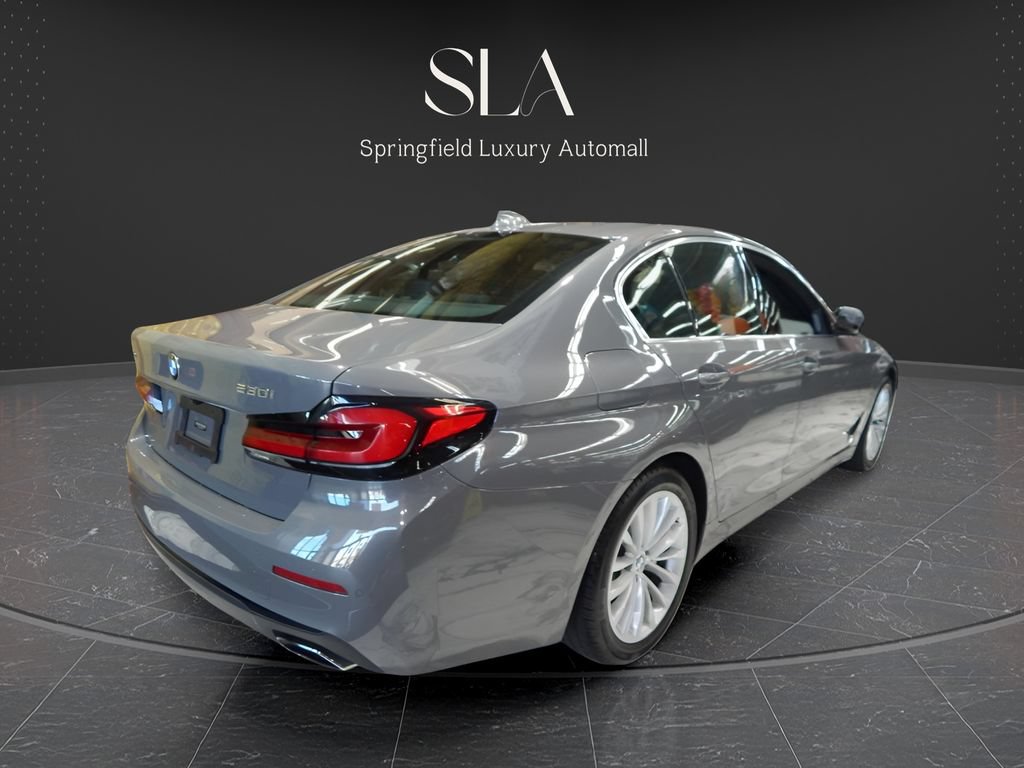 Used 2022 BMW 540i xDrive w/ M Sport Package AWD/4WD image 7