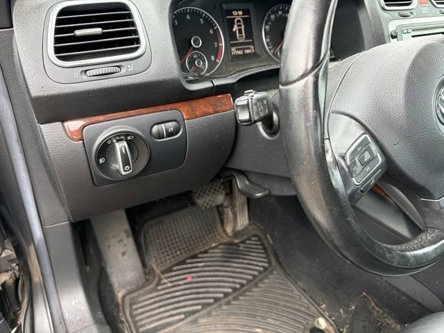 Used 2012 Volkswagen Eos Lux FWD image 25