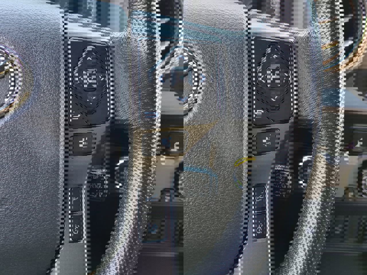 Used 2020 Toyota Tacoma TRD Off-Road image 24