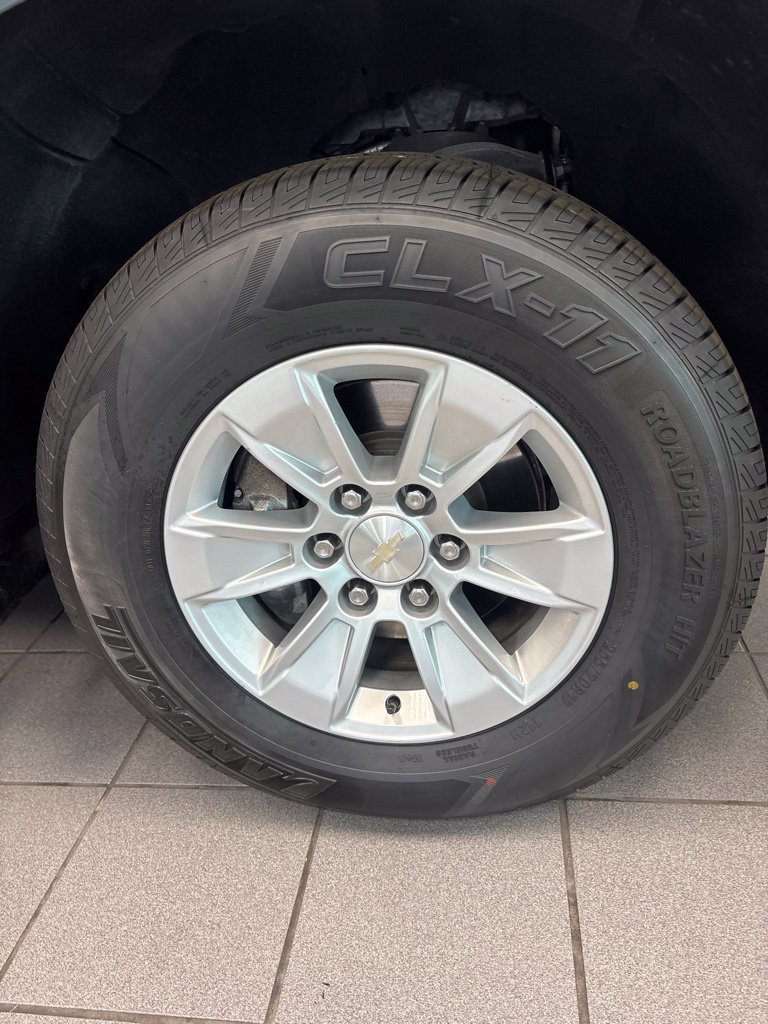 Used 2022 Chevrolet Silverado 1500 LT RWD image 8