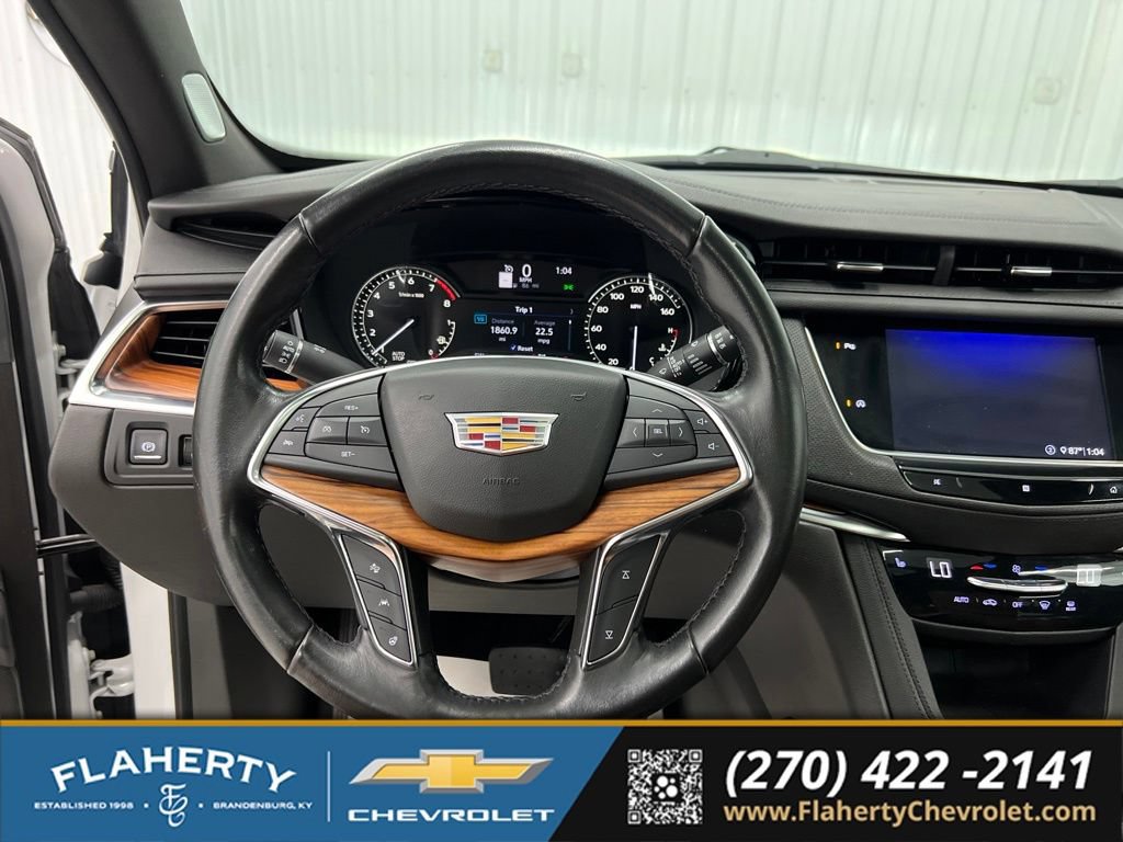 Used 2020 Cadillac XT5 Premium Luxury w/ LPO, Floor Liner Package AWD/4WD image 29