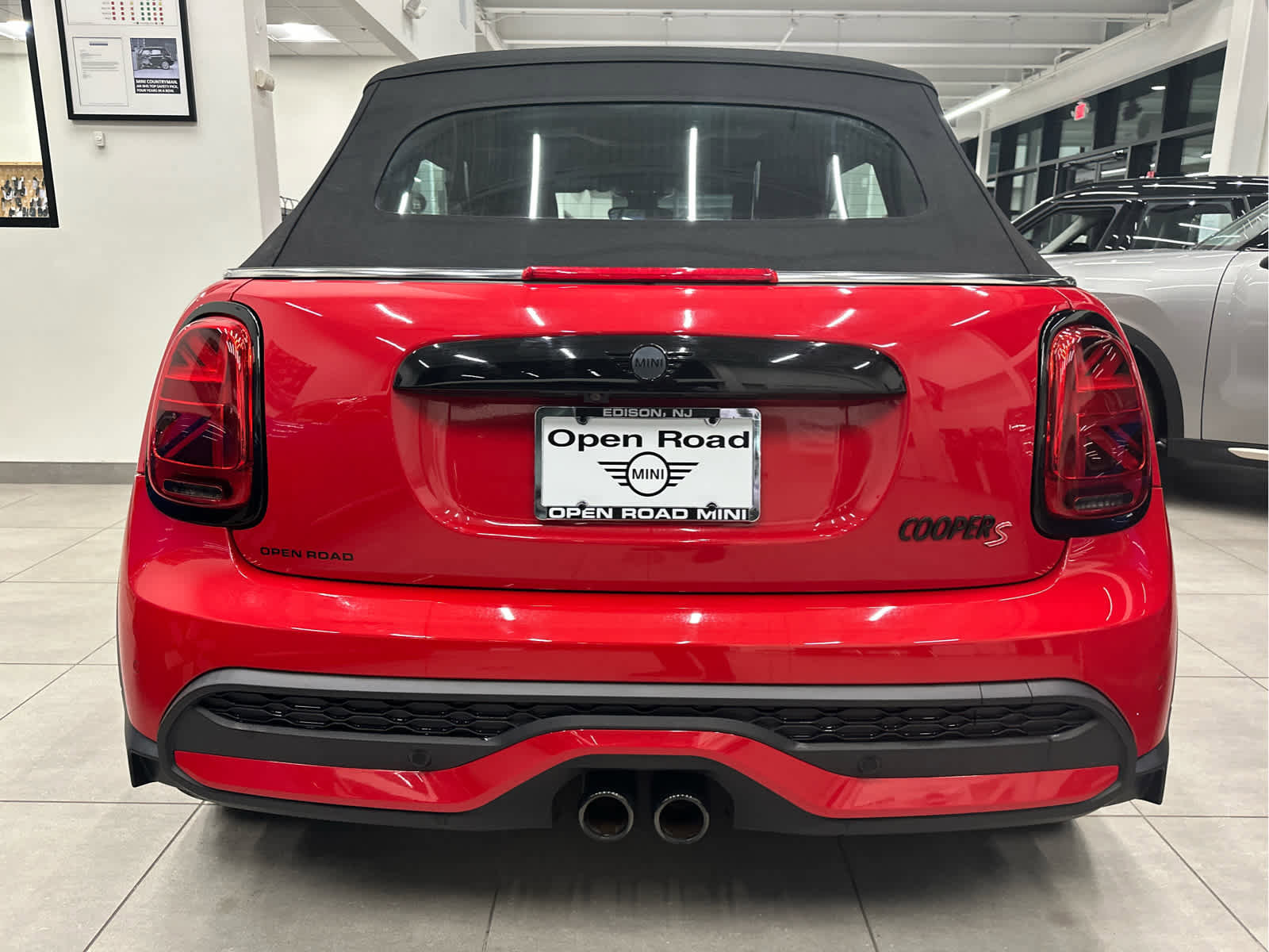 Used 2023 MINI Cooper S image 6