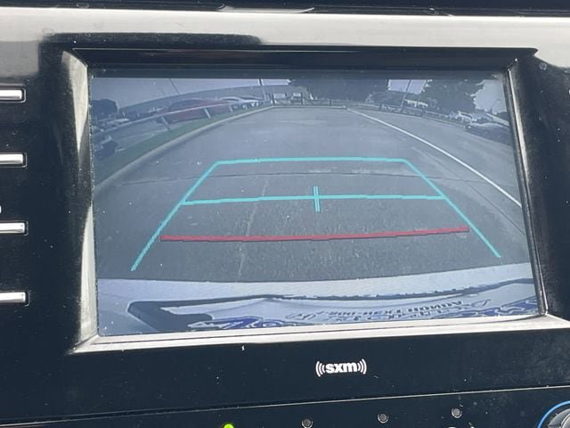 Used 2020 Toyota Camry LE FWD image 18