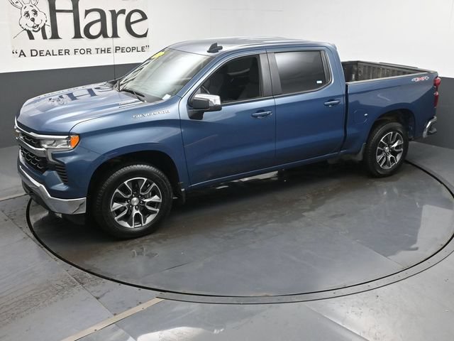 Used 2024 Chevrolet Silverado 1500 LT AWD/4WD image 44
