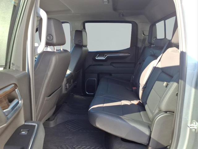 Used 2023 Chevrolet Silverado 1500 LT AWD/4WD image 6