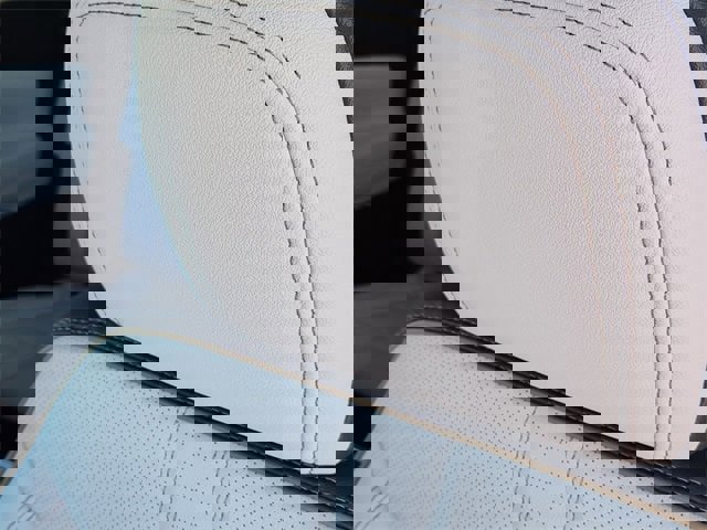 New 2026 Chevrolet Traverse High Country w/ LPO, Floor Liner Package image 16