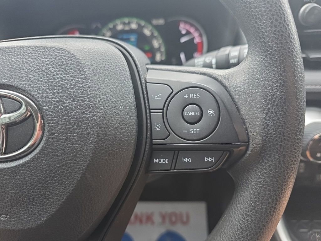Used 2024 Toyota RAV4 XLE image 25