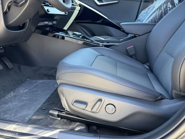 New 2025 Kia Niro Wind w/ Wind Preserve Package FWD image 21