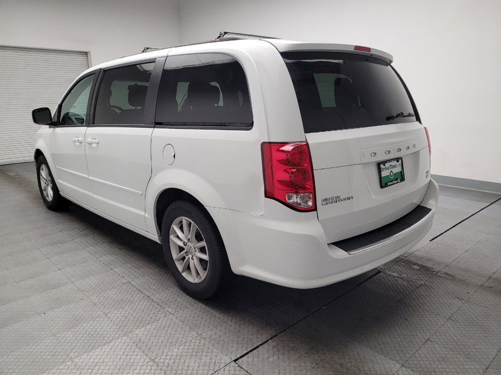Used 2016 Dodge Grand Caravan SXT FWD image 5