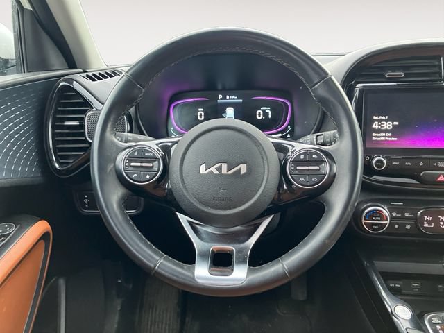 Used 2024 Kia Soul EX w/ Option Group 015 FWD image 12