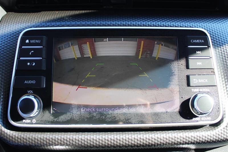 Used 2018 Nissan Kicks SV image 18