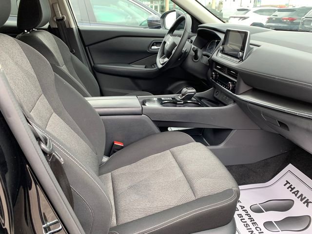 Used 2025 Nissan Rogue SV image 22