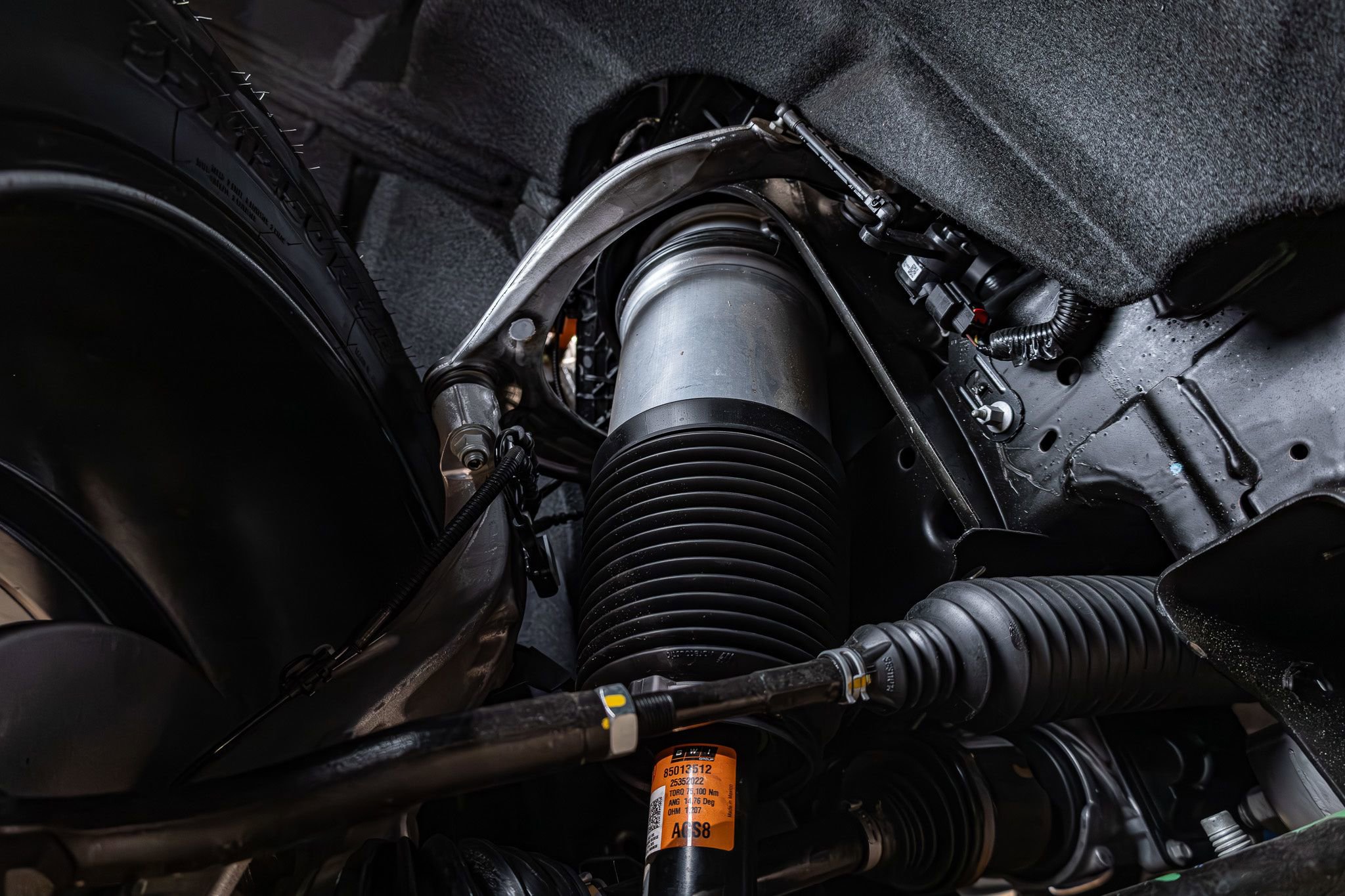 Used 2026 Cadillac Escalade Platinum Sport w/ LPO, ONYX Package image 12