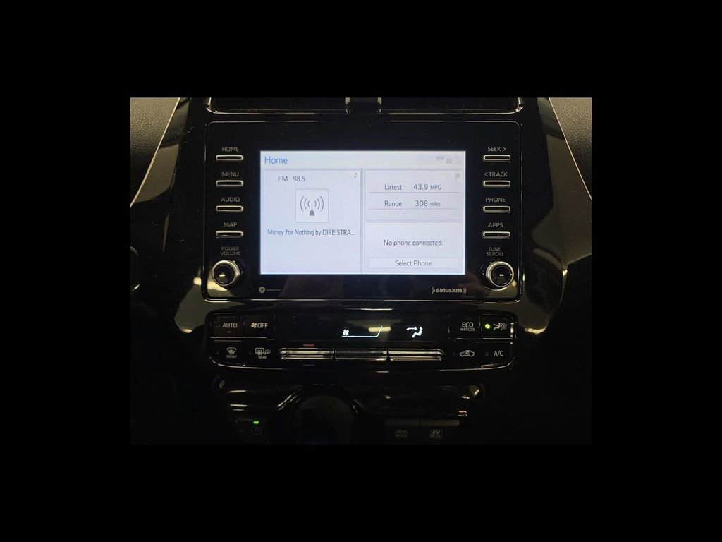 Used 2021 Toyota Prius LE FWD image 22
