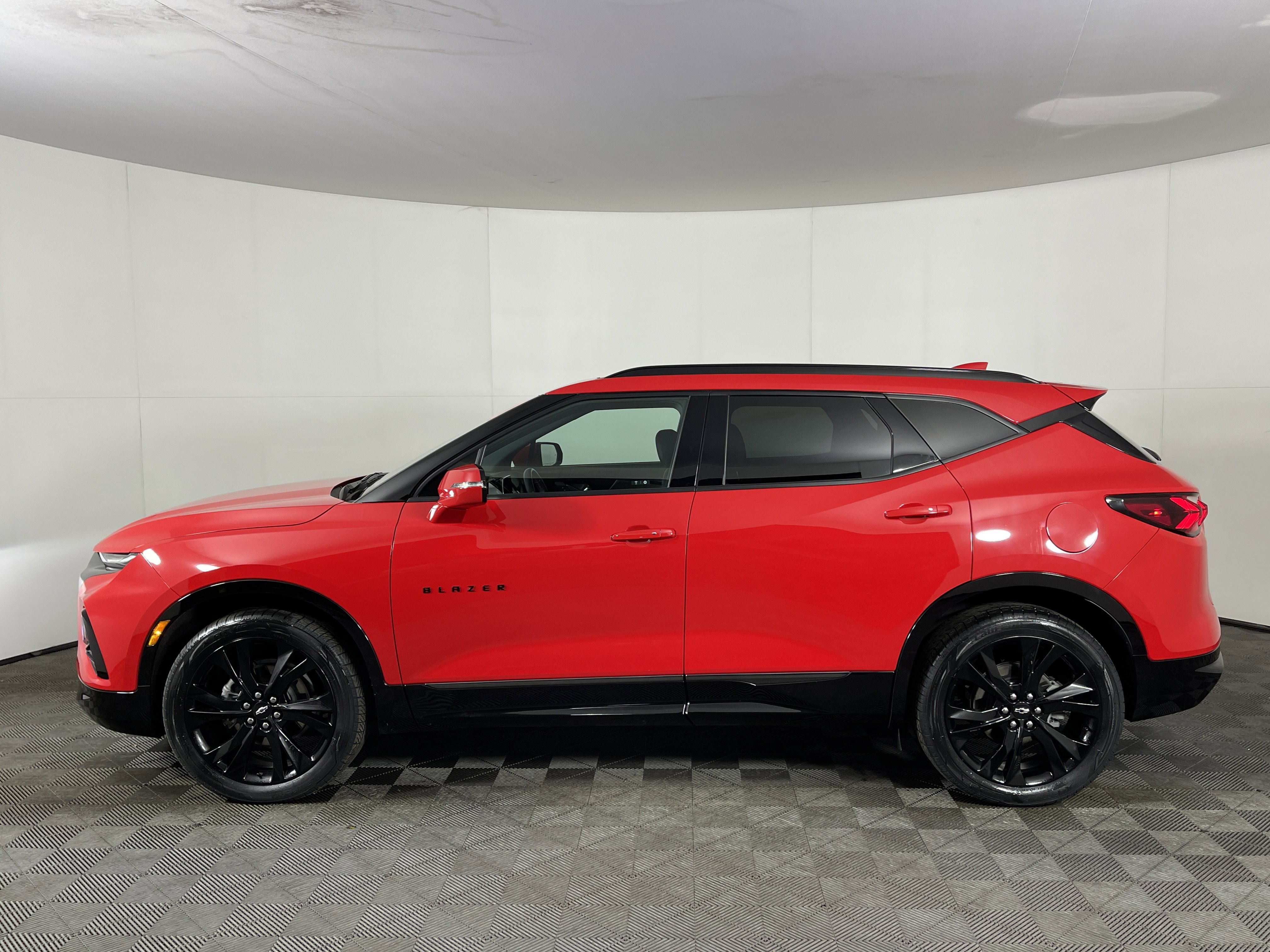 Used 2022 Chevrolet Blazer RS image 3