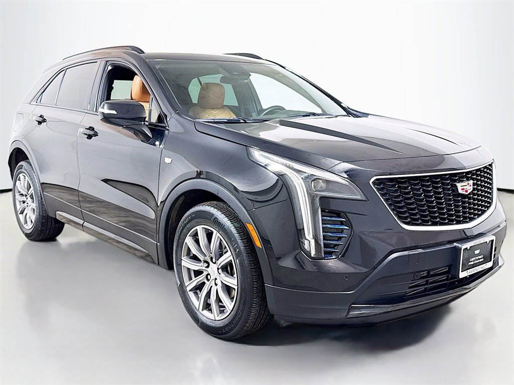 Certified 2023 Cadillac XT4 Sport image 3