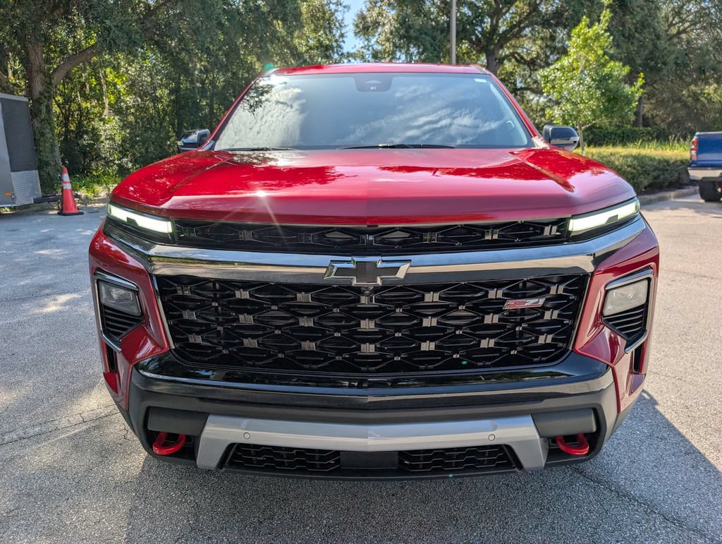 New 2027 Chevrolet Traverse Z71 w/ Enhanced Driving Package AWD/4WD image 2