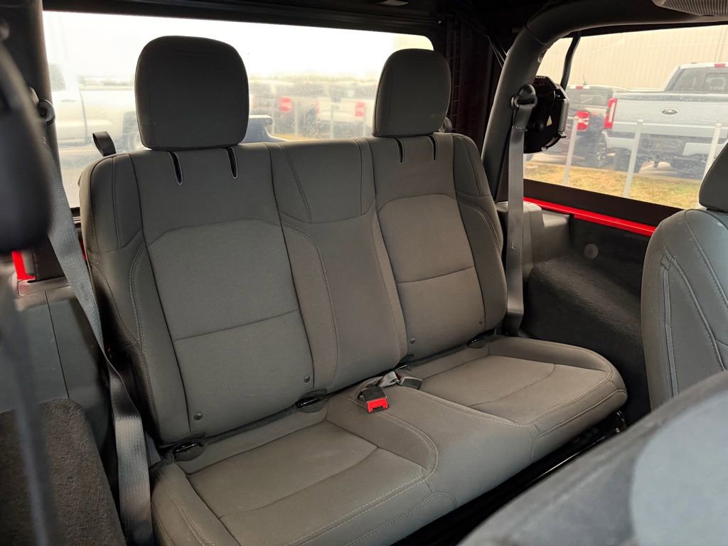 Used 2018 Jeep Wrangler Sport image 15