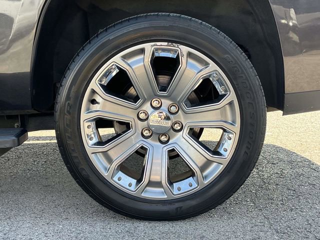 Used 2017 GMC Yukon Denali w/ Open Road Package image 11
