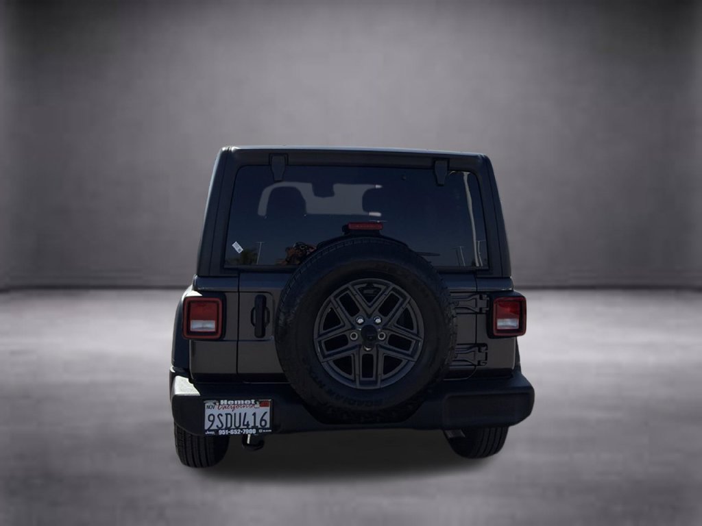 Used 2025 Jeep Wrangler Unlimited Sport AWD/4WD image 7
