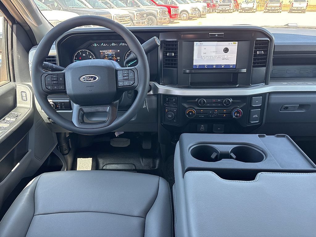 New 2026 Ford F550 4x4 Crew Cab Super Duty image 17