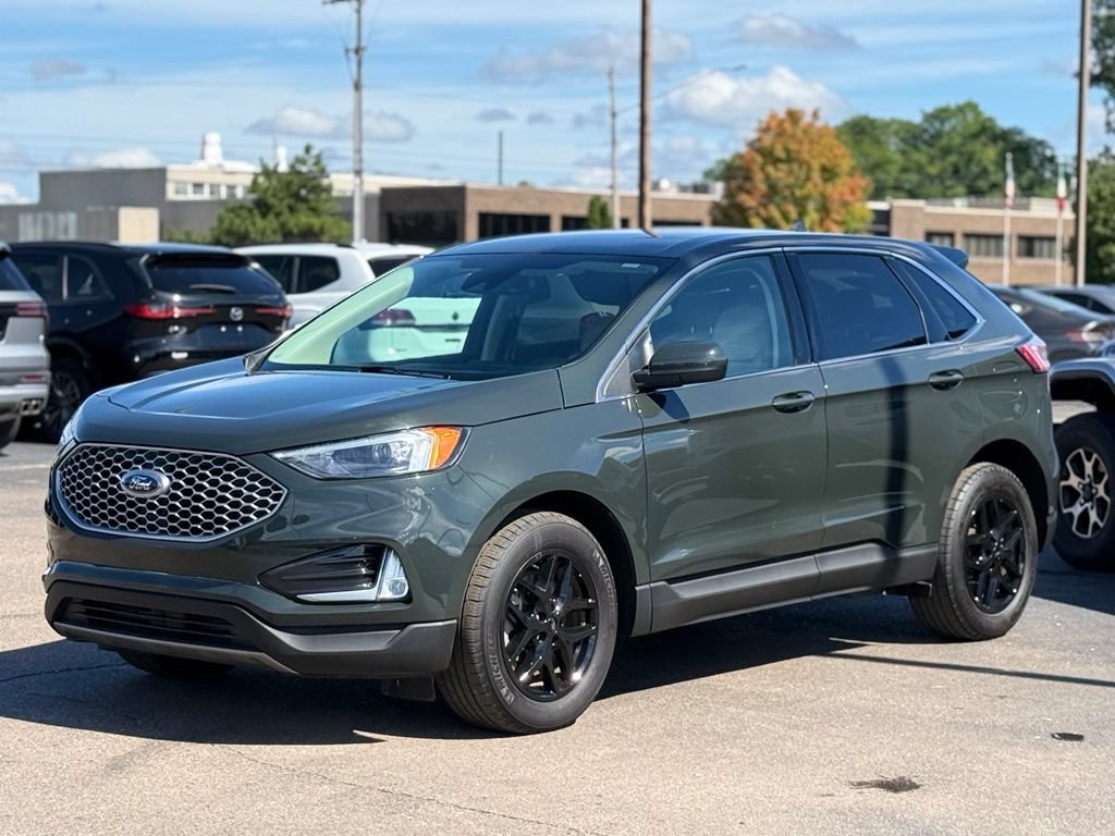 Certified 2023 Ford Edge SEL w/ Convenience Package AWD/4WD image 41
