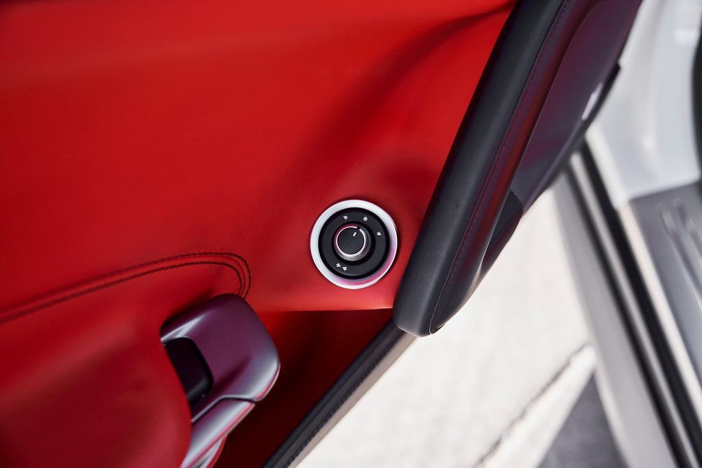 Used 2019 Ferrari GTC4Lusso image 35